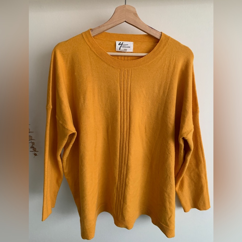 ANDREA JOVINE Mustard Yellow Slouchy Crew Neck Sweater. Medium
